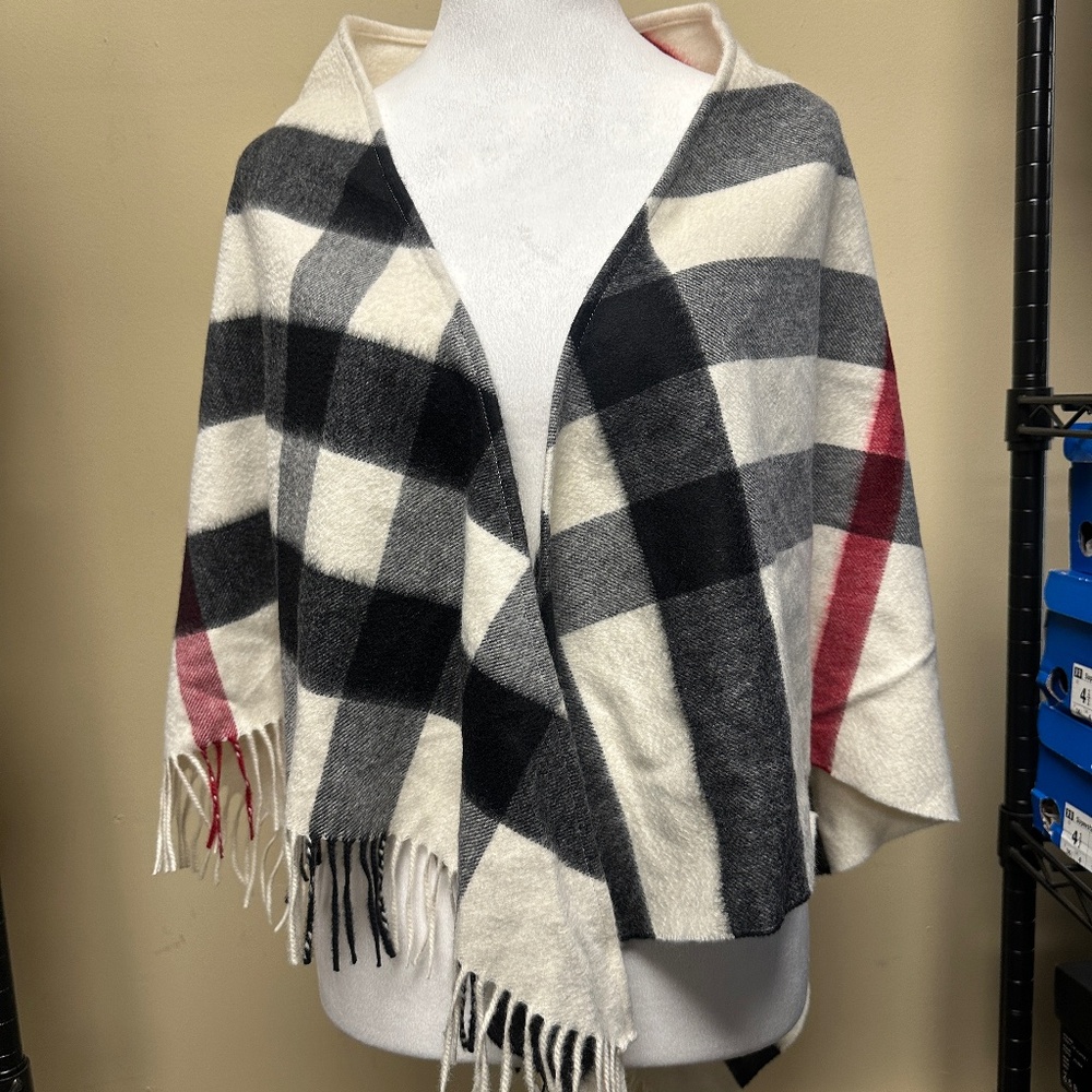NWT! Rare! Burberry Women's Half Mega Cashmere Cape Wrap Shawl In Nature White